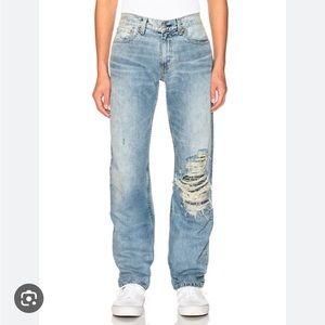 WARREN LOTAS
Distressed Beautiful Women Jeans Size 32